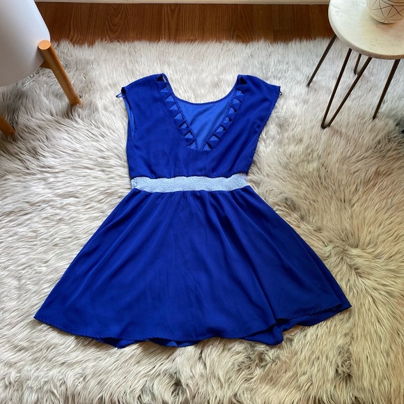Francesca’s Royal Blue Open Back Dress - Picture 5 of 5